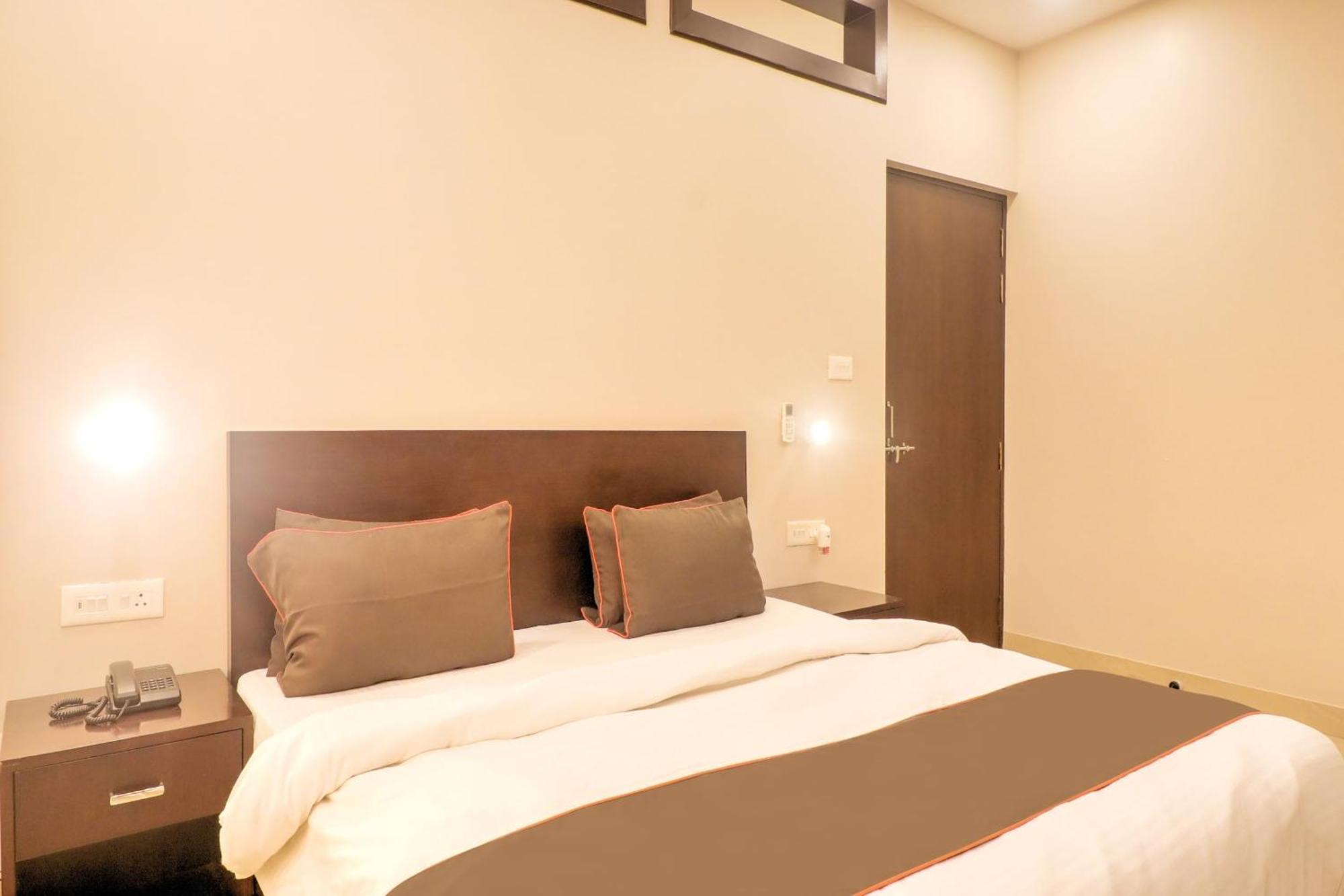 לקנאו Townhouse Amaraa Farms Near Lulu Hypermarket מראה חיצוני תמונה