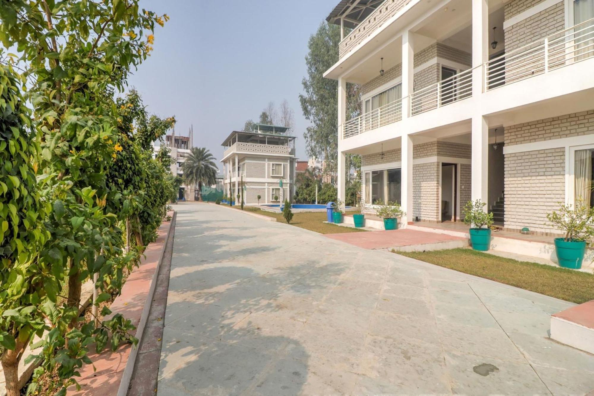 לקנאו Townhouse Amaraa Farms Near Lulu Hypermarket מראה חיצוני תמונה