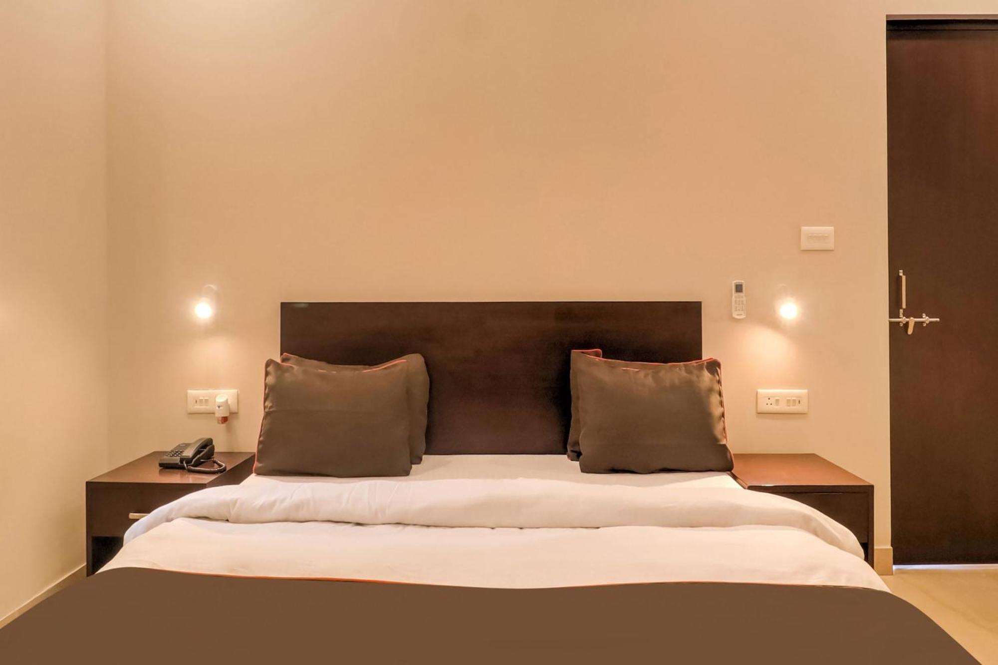 לקנאו Townhouse Amaraa Farms Near Lulu Hypermarket מראה חיצוני תמונה