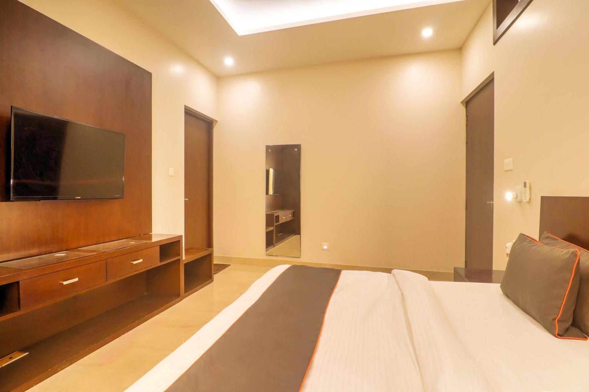 לקנאו Townhouse Amaraa Farms Near Lulu Hypermarket מראה חיצוני תמונה