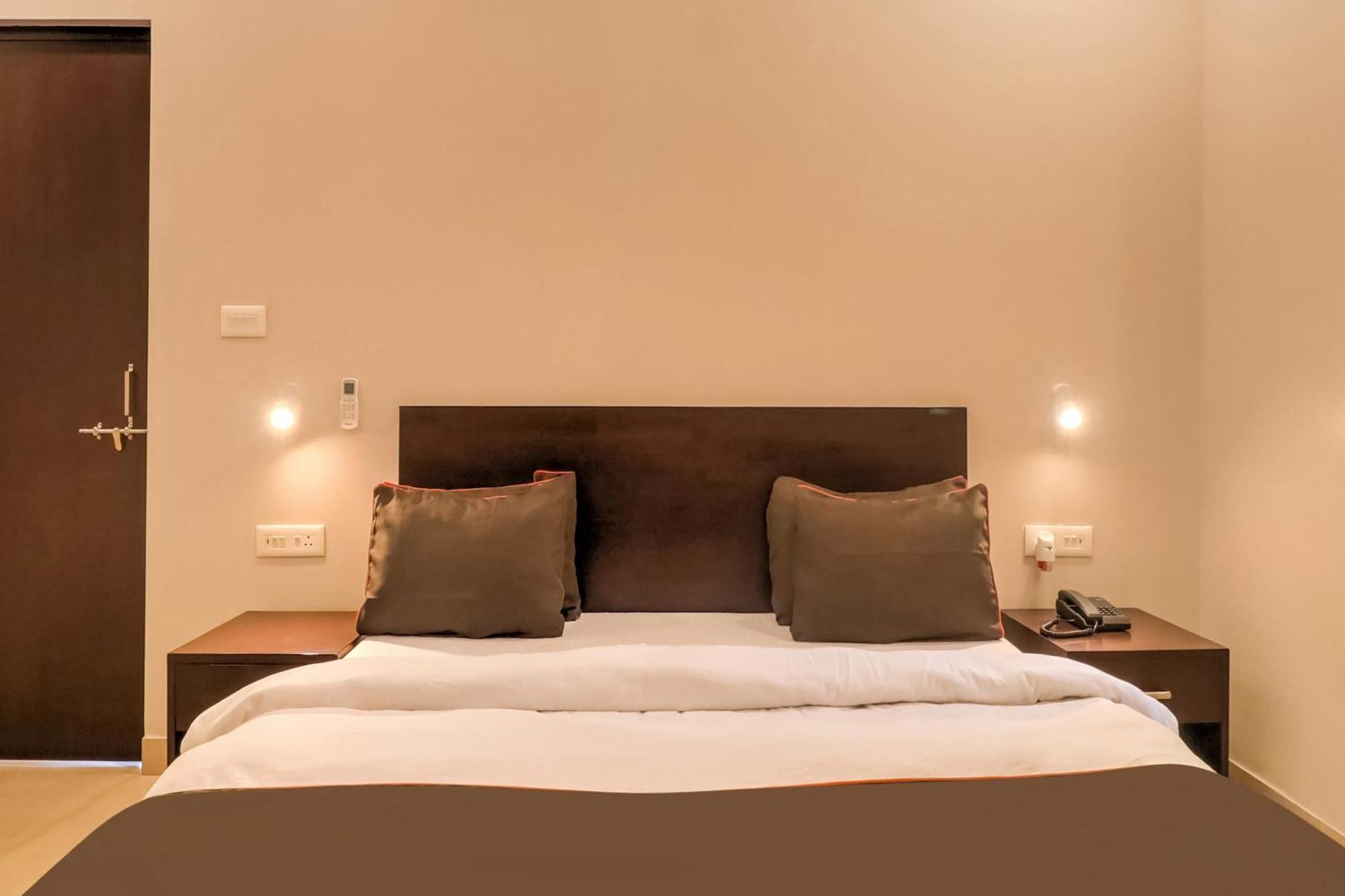 לקנאו Townhouse Amaraa Farms Near Lulu Hypermarket מראה חיצוני תמונה